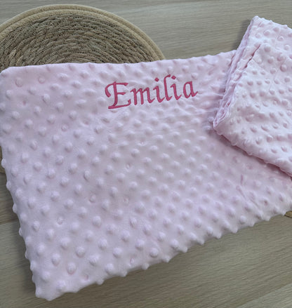Babydecke mit erhabener Stickerei